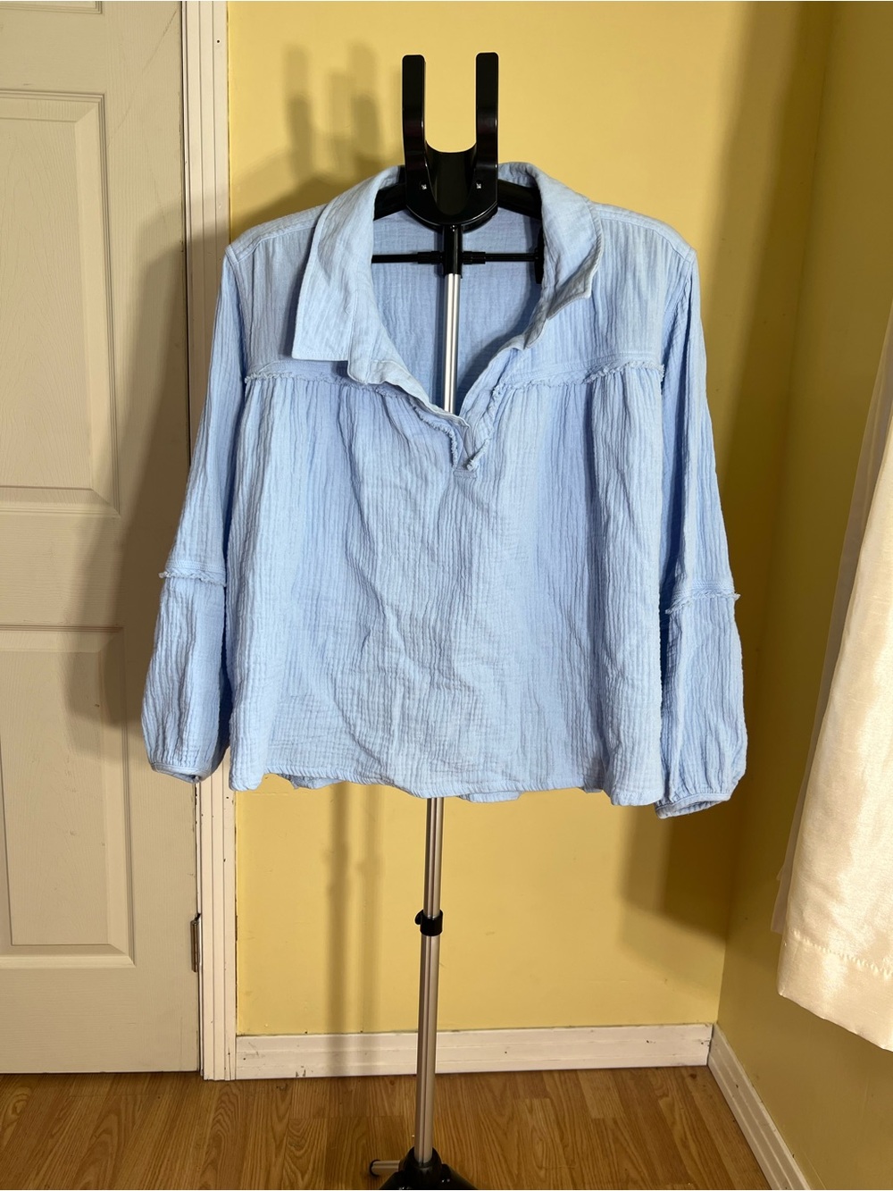 Hartics by Holly Harper 2X Lightweight 100% Cotton Peasant Blouse – Light Blue